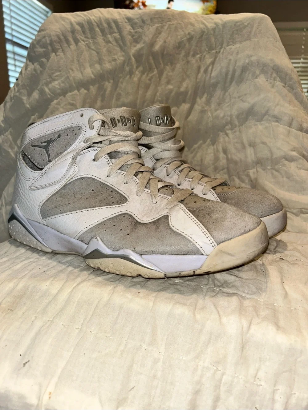 Jordan Men’s Athletic Shoes - White & Gray